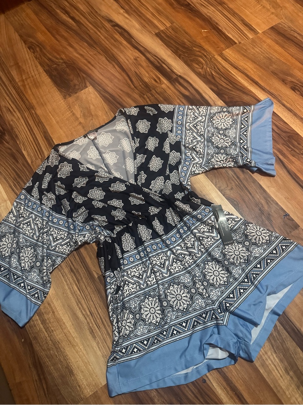 VENUS Black and White Printed V-Neck Tunic with Blue Accent